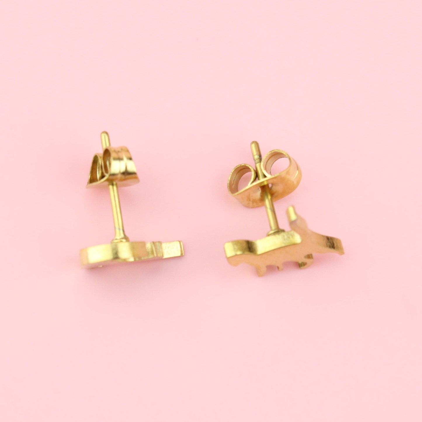 Big Stretch Cat Stud Earrings (Gold Plated)