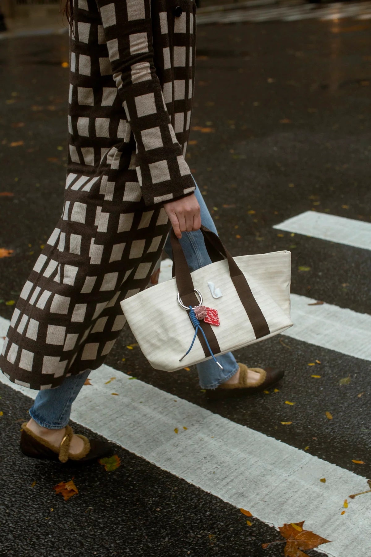 Americana Tote Bag In Ivory Awning Stripe