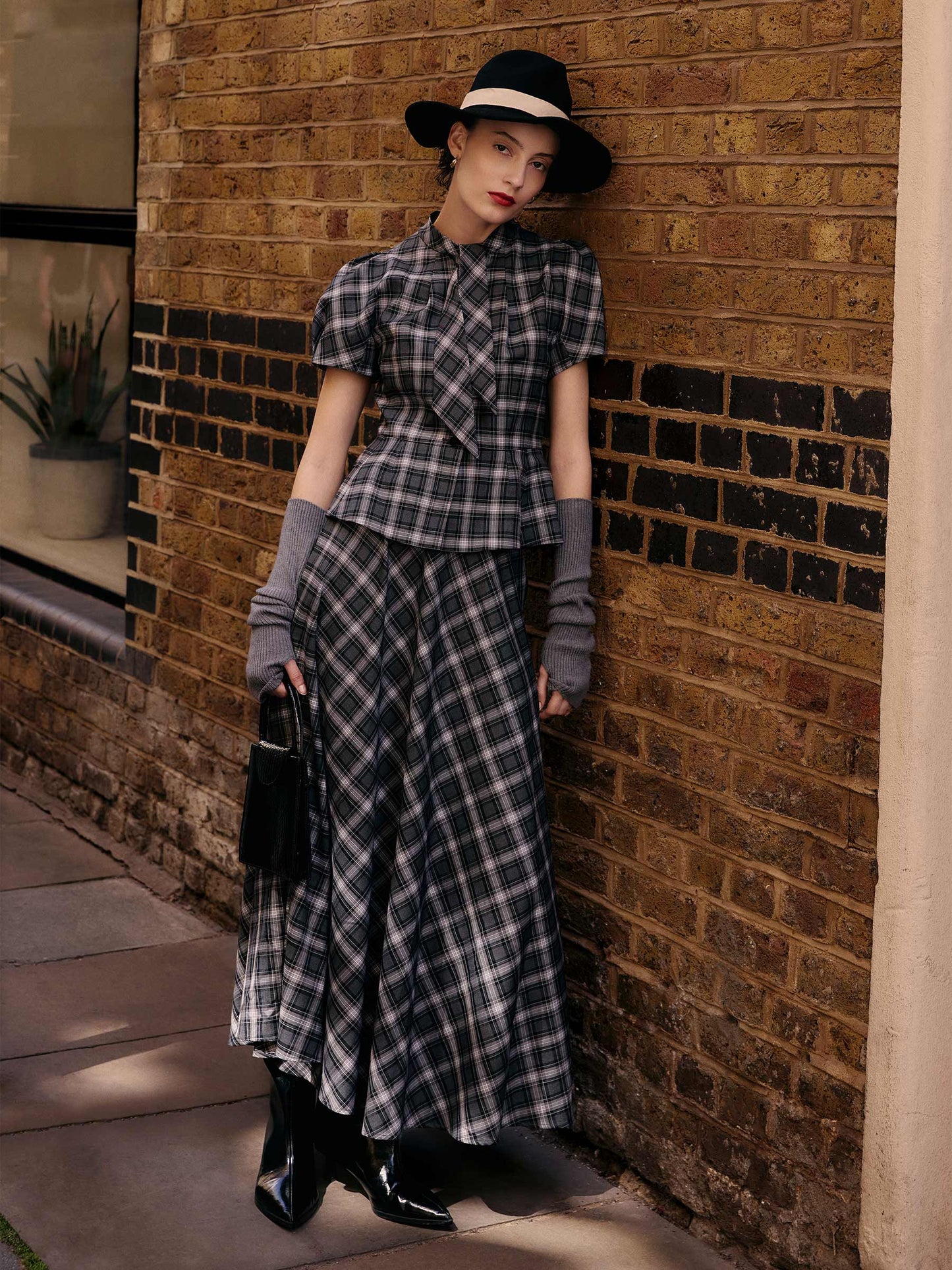 Plaid Women A-Line Skirt With Scrunchie