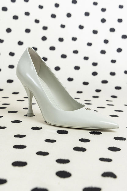 Stone Pump In Gray Box Leather