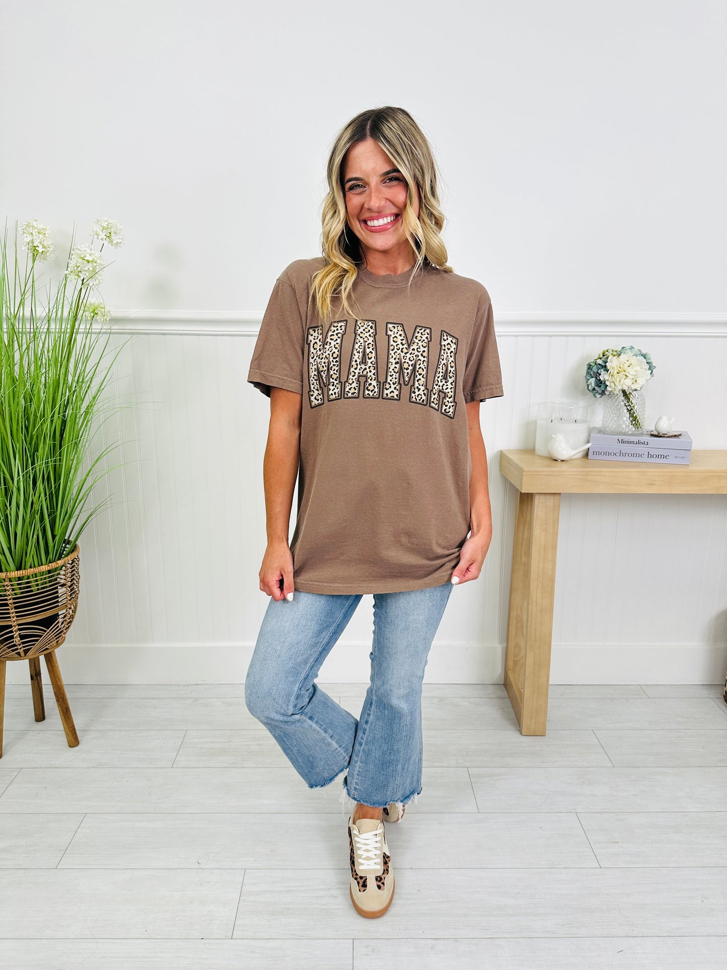 Leopard Print Mama Graphic Tee