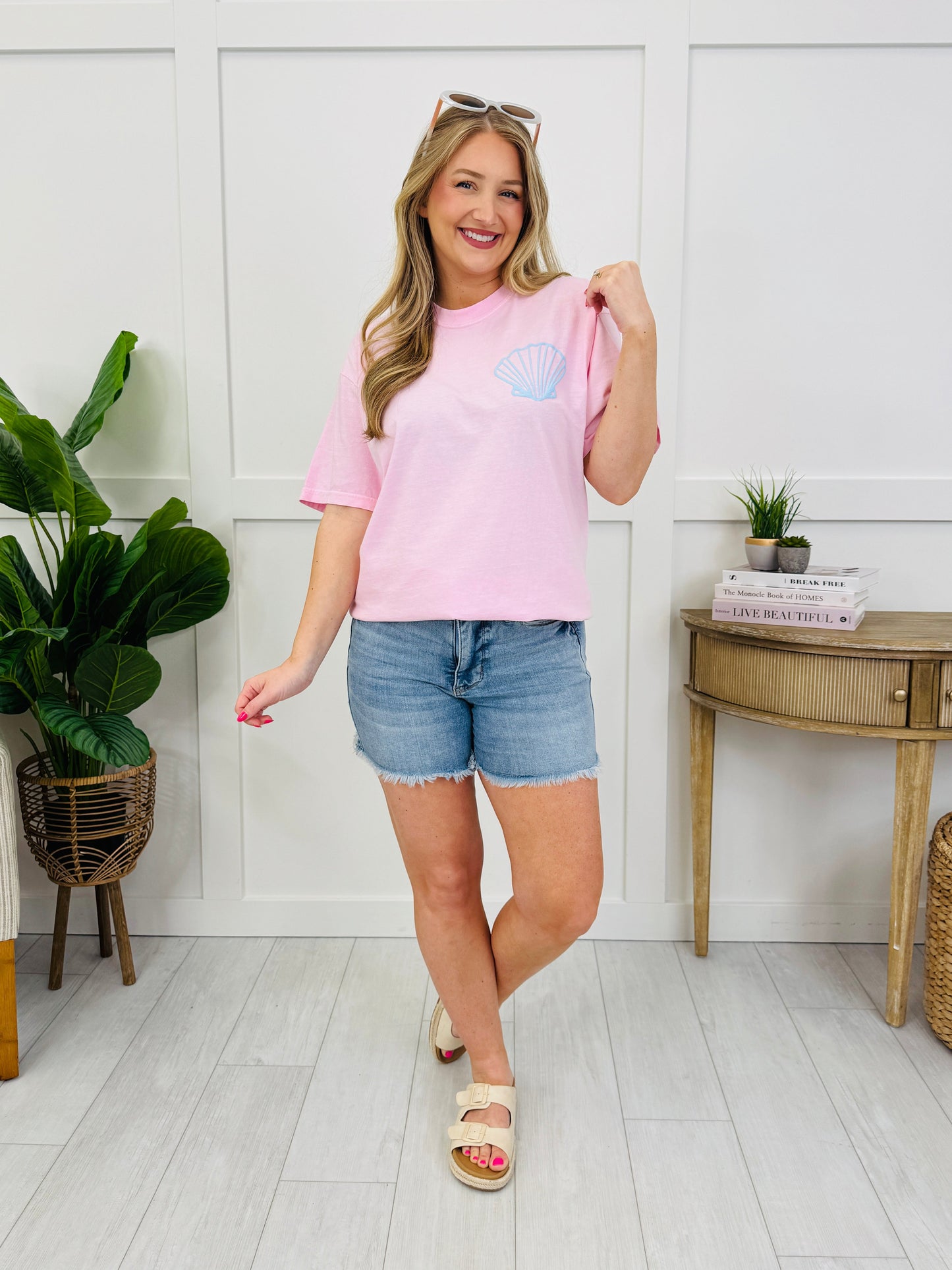Saltwater Seashells Sunshine Graphic Tee