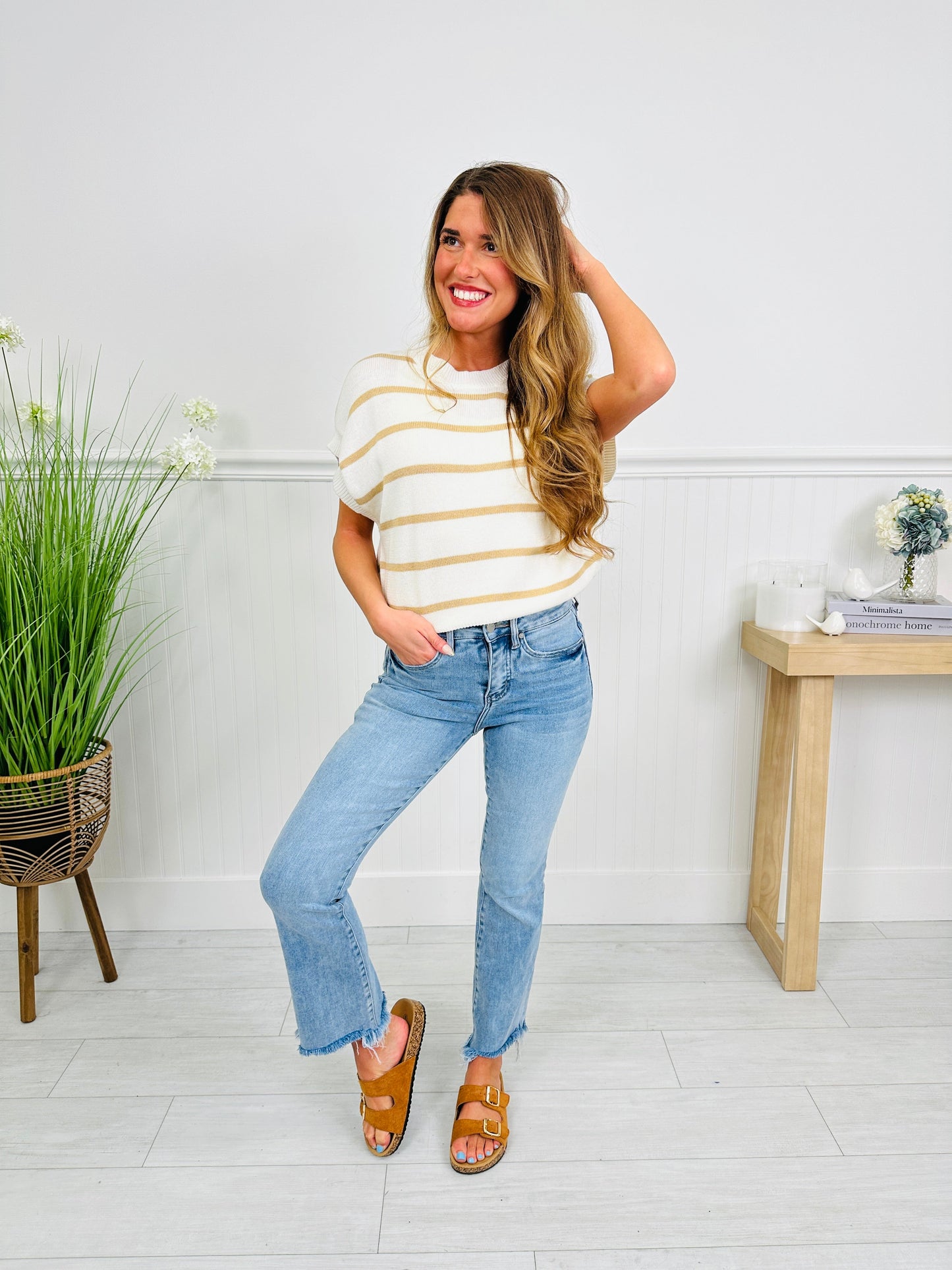 Soft Frame Top In Taupe