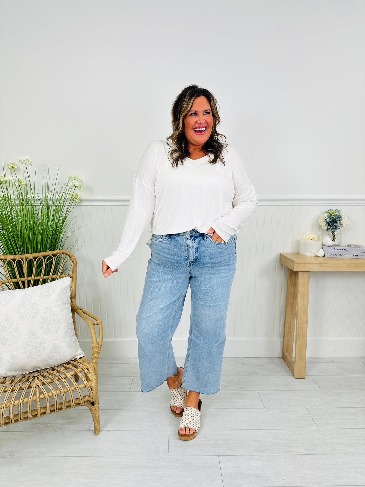 All Eyes on Me Tummy Control Wide Leg Cropped Jeans