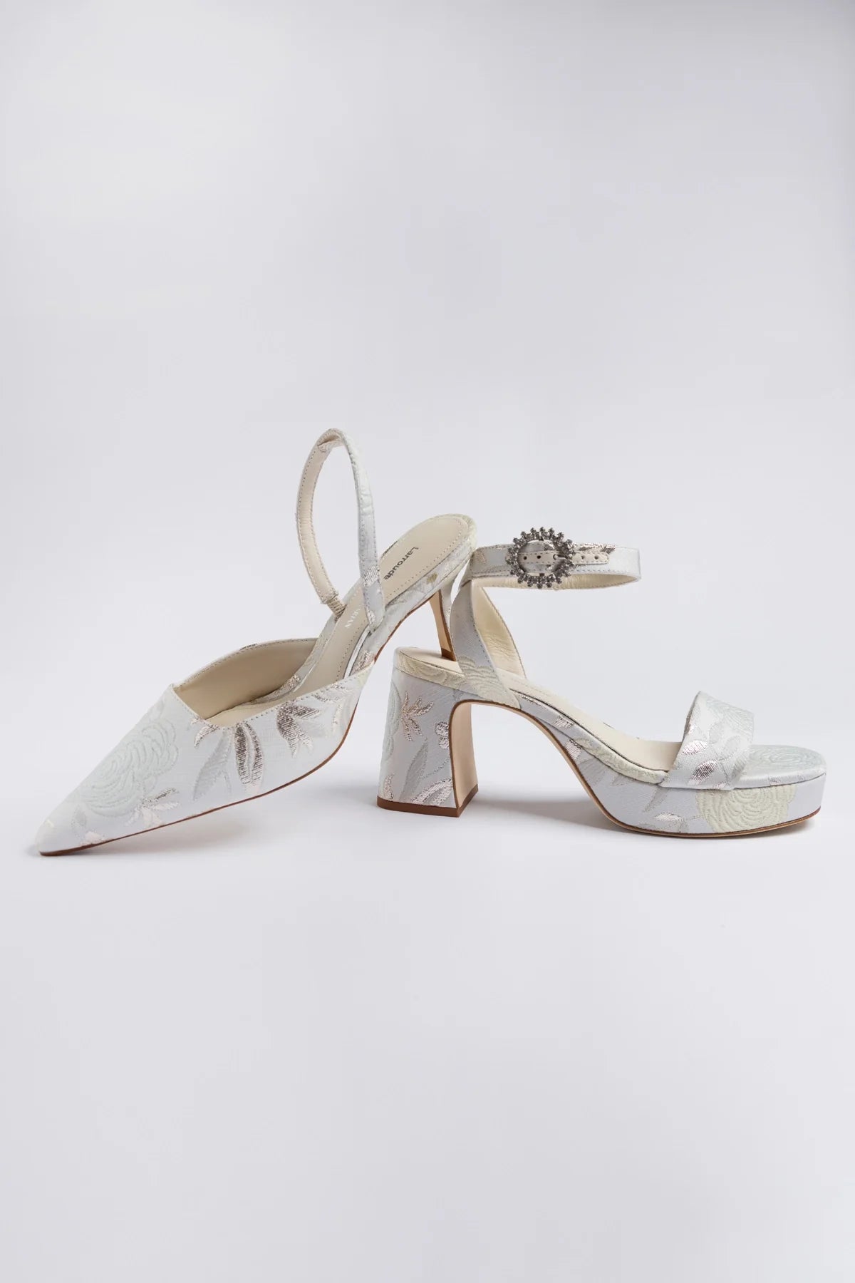 Larroudé x Markarian: Dolly Low Sandal Ivory Brocade