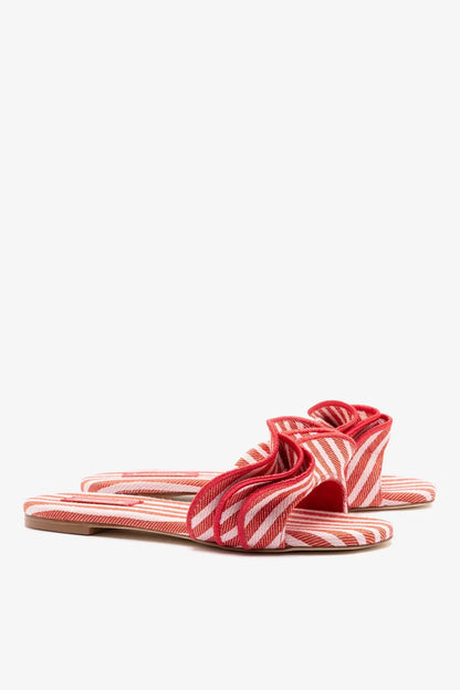 Ivy Ruffle Flat Carmine Striped Canva