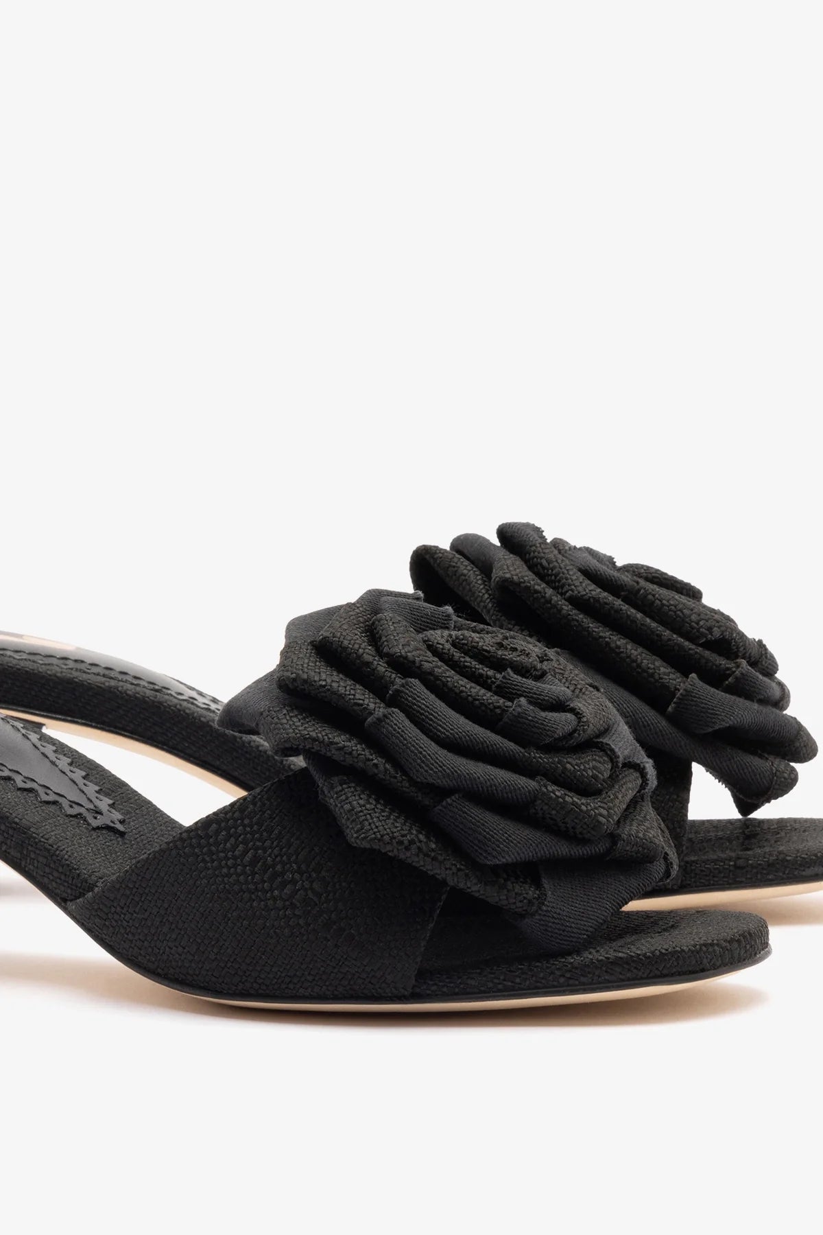 Scarlet Low Mule In Black Raffia