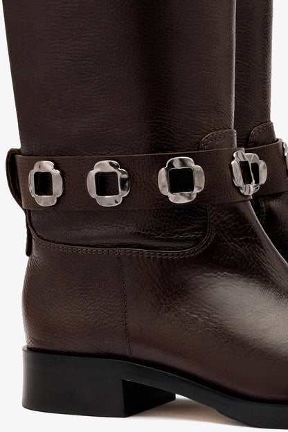 Milan Flat Boot In Brown Leather