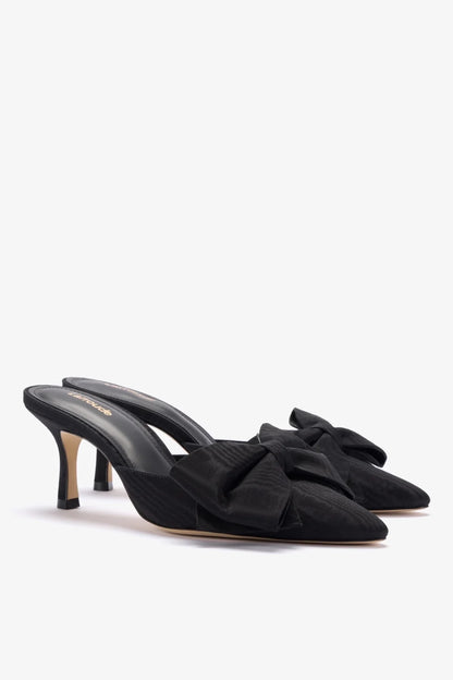 Mini Elle Pump In Black Fabric