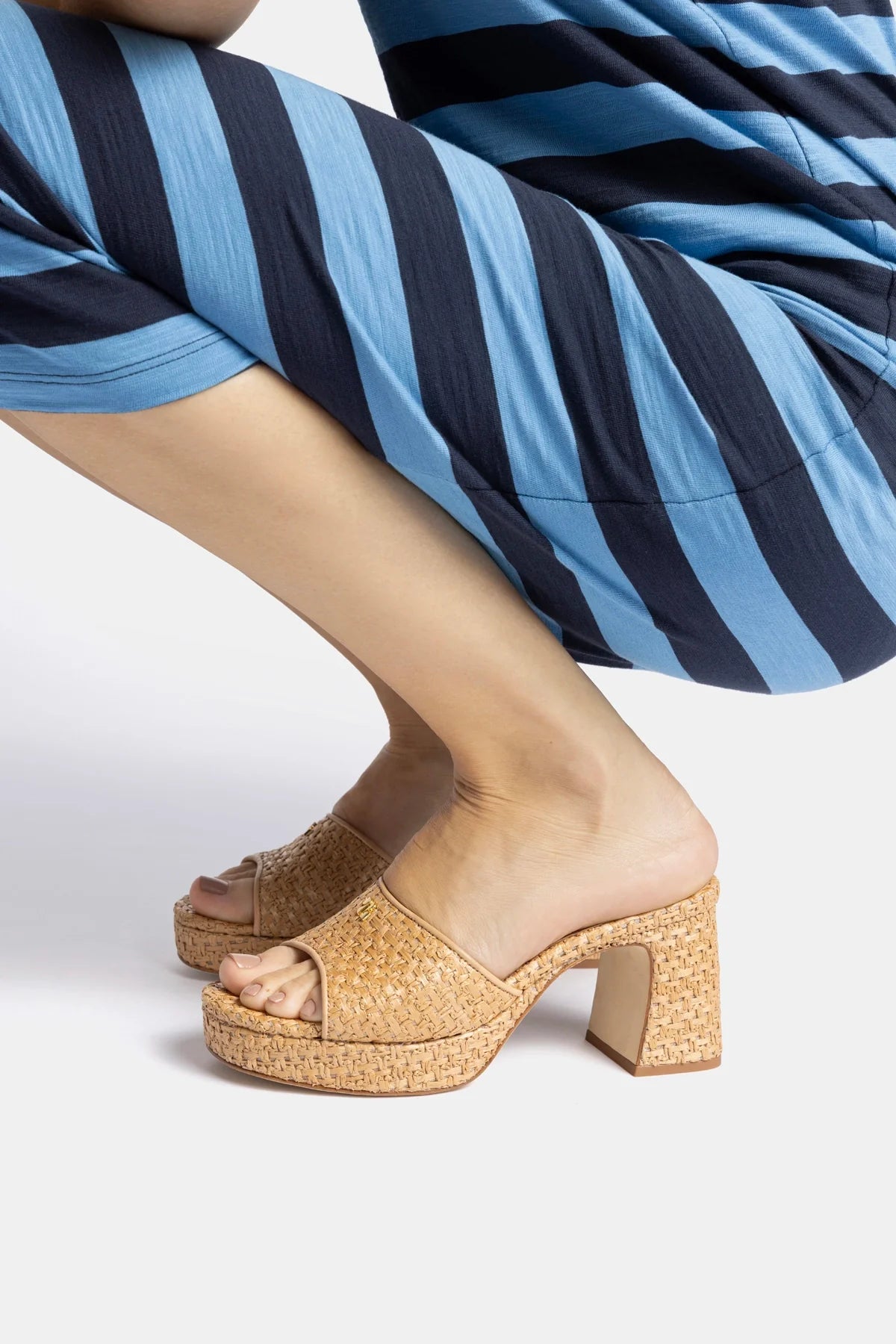 Dolly Low Mule In Natural And Beige Raffia