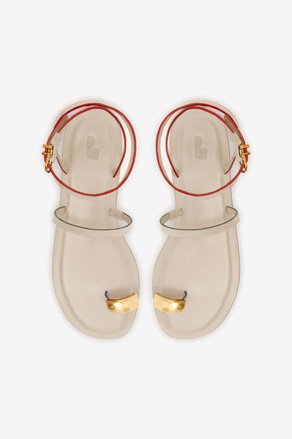 Biarritz Flat Sandal In Ivory Leather