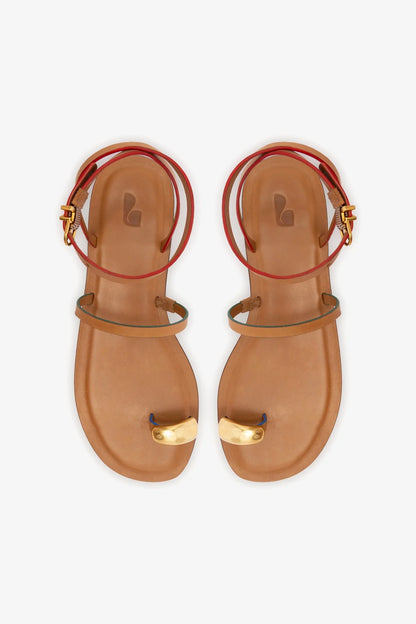 Biarritz Flat Sandal In Light Caramel Leather