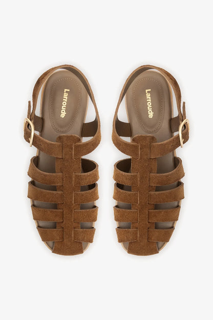 Stevie Flat Sandal In Russet Suede