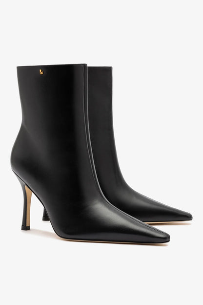 Mini Carine Boot In Black Leather