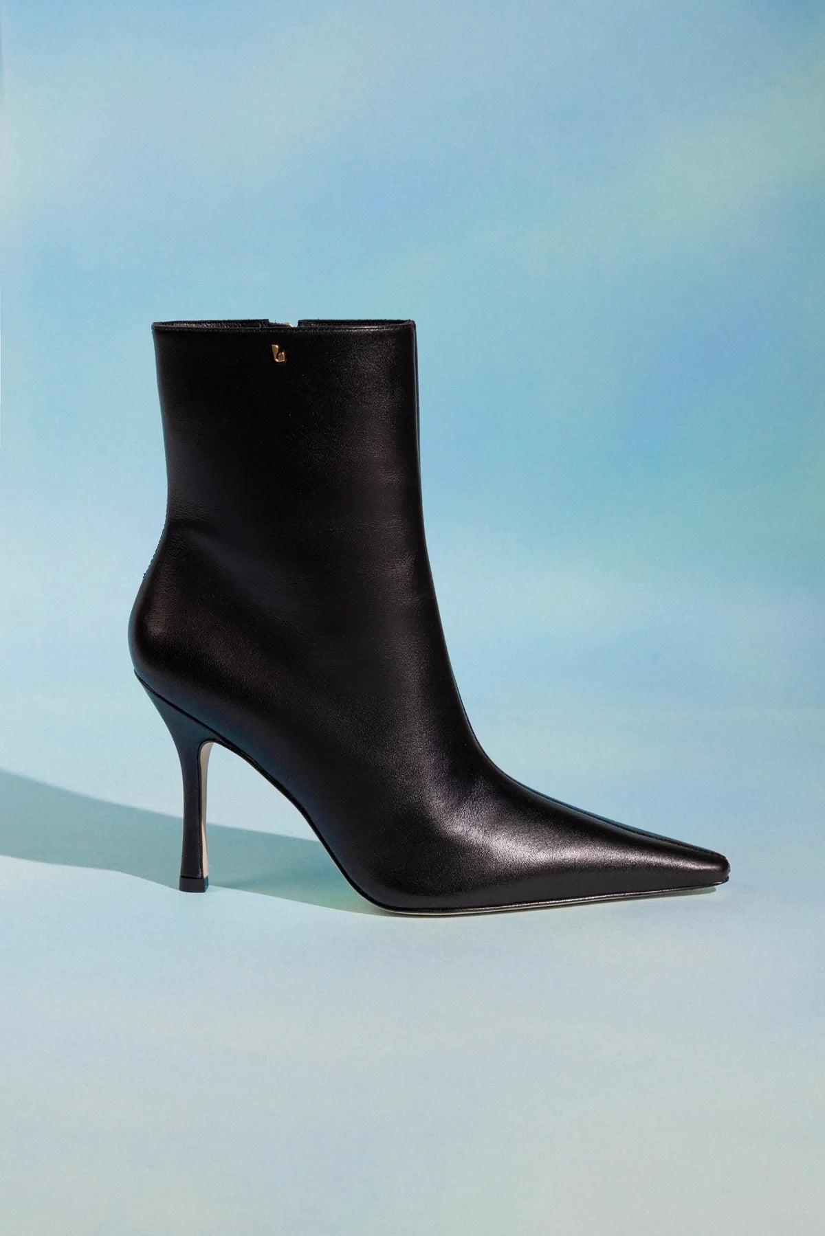 Mini Carine Boot In Black Leather