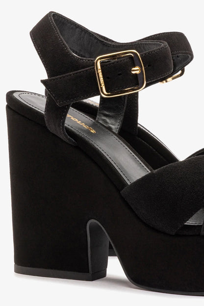 Cher Sandal In Black Leather