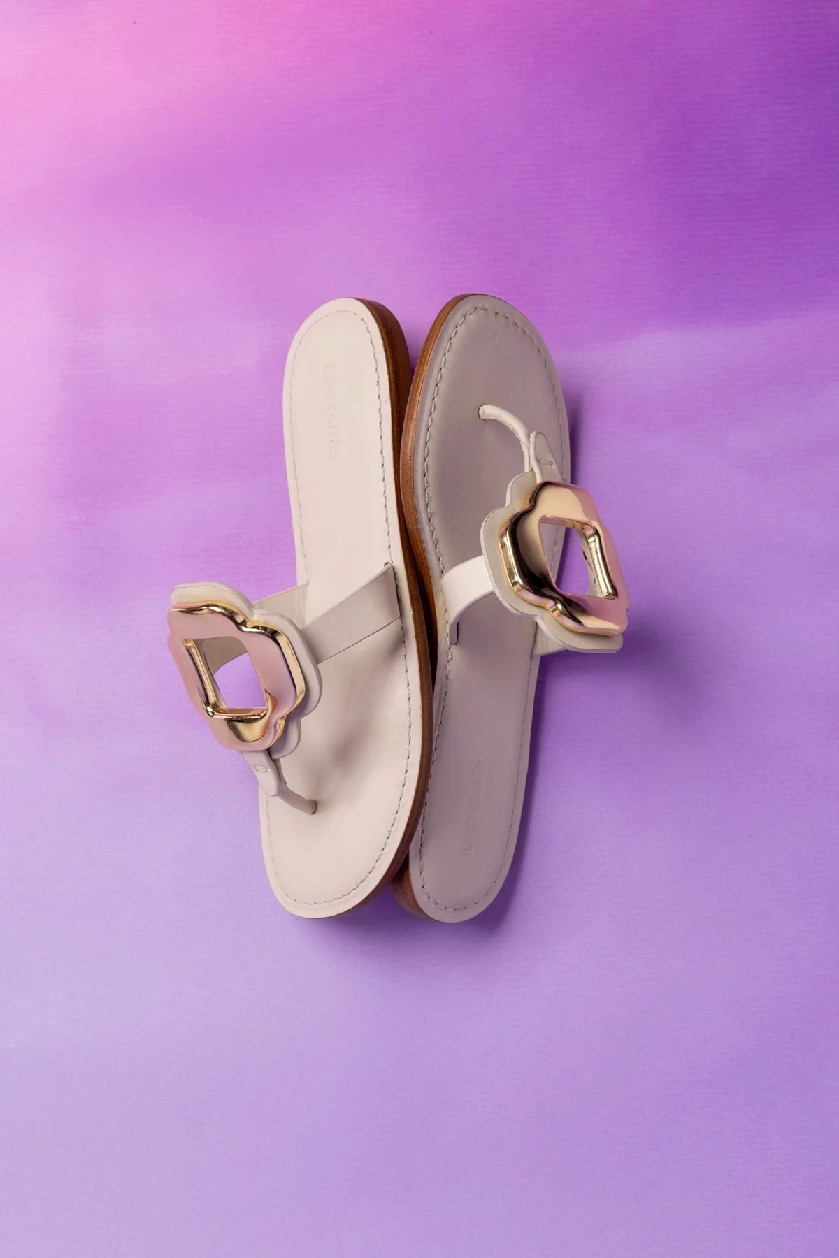 Margherita Thong Sandal in Ivory Leather and Gold Hardware