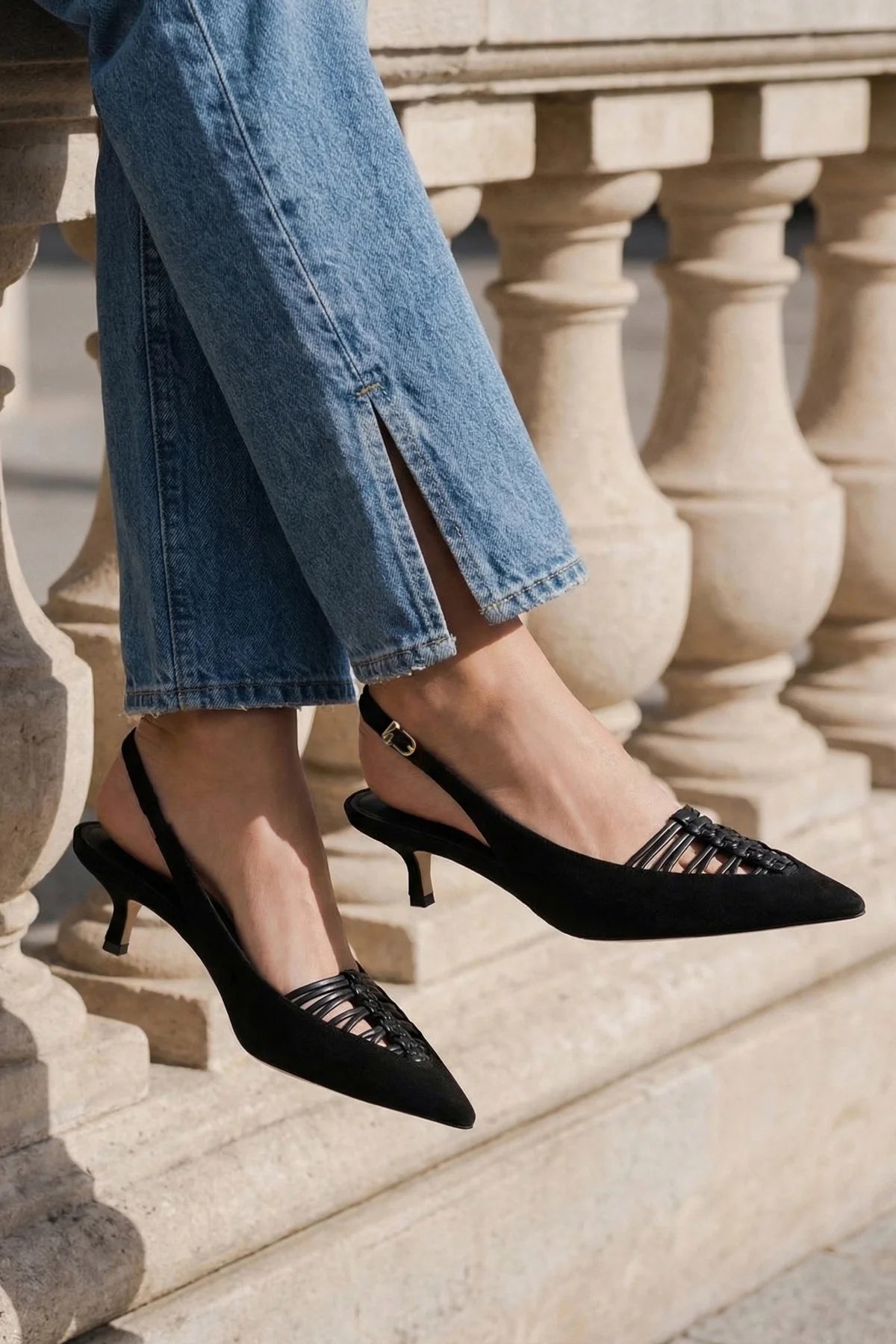 Nara Pump In Black Suede and Leather