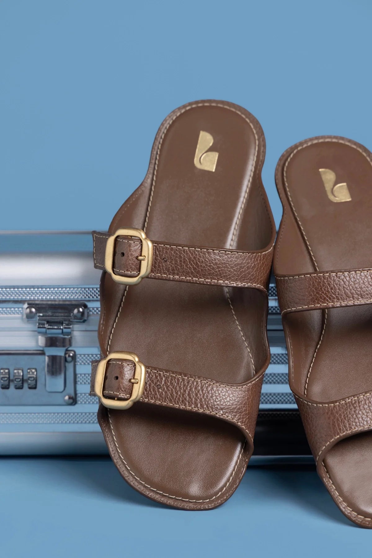 Amalfi Flat Burnt Umber Leather