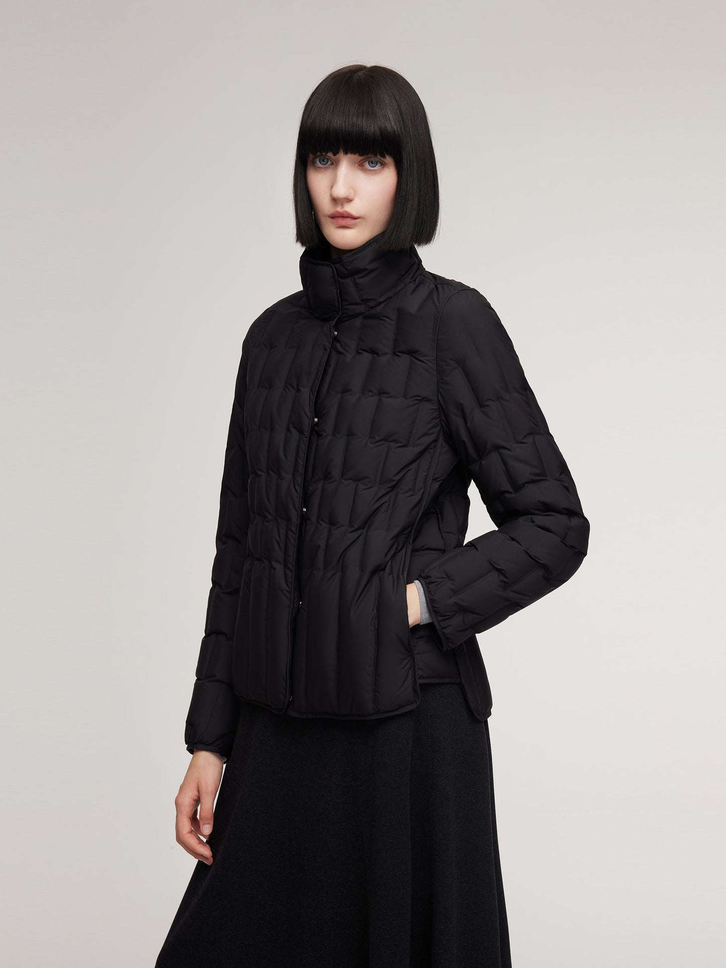 Lightweight Goose Down Jacket With Packable Storage Bag