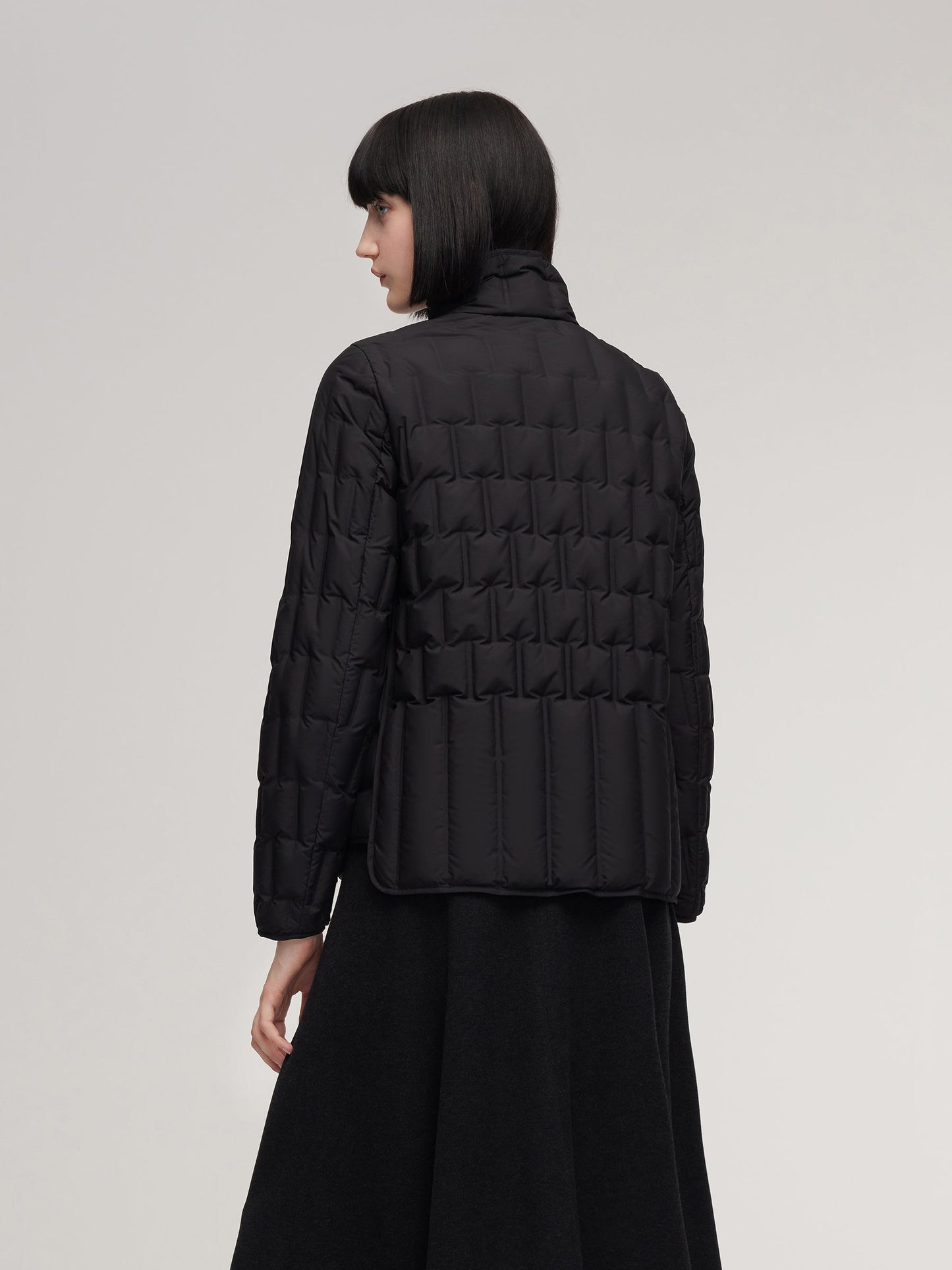 Lightweight Goose Down Jacket With Packable Storage Bag