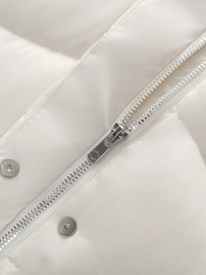 Windproof Magnetic Snap Goose Down Jacket